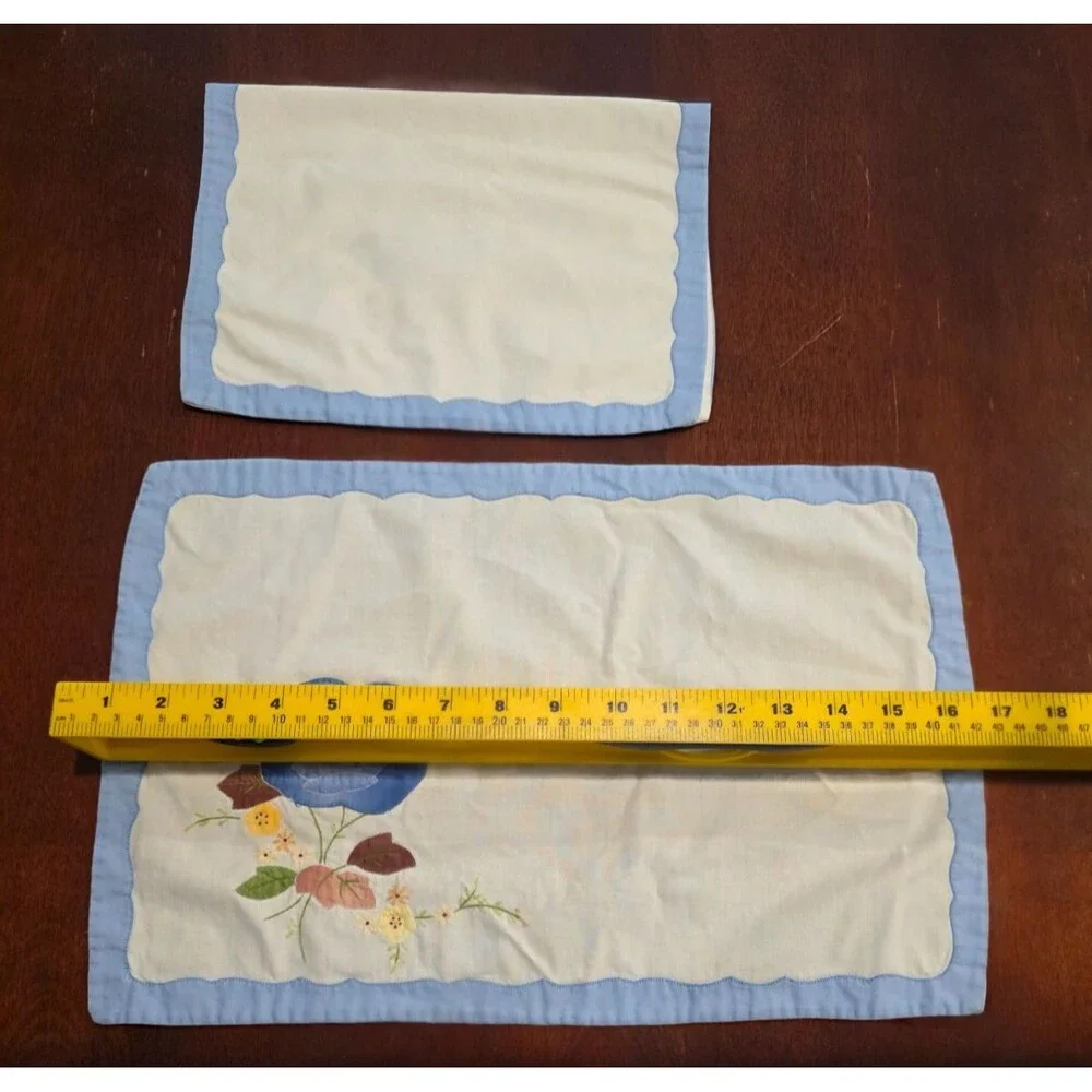 Vintage Floral Applique & Embroidered Placemats w/Napkins Set of 4